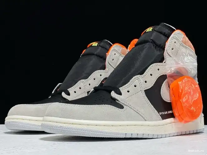One Kick Jordan OG Neutral Retro 555088-018 Grey Air 1 High 0614
